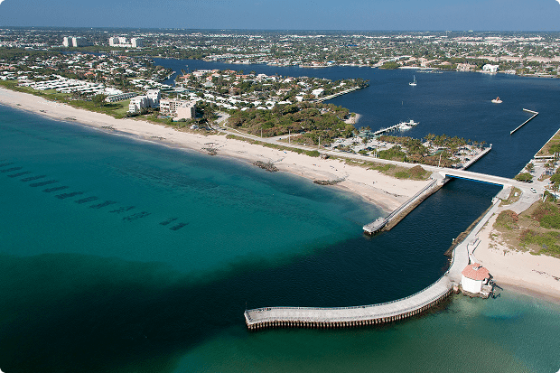 The Boynton Beach area of Florida captured in an aerial photograph.